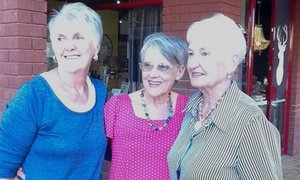 Oud Gansbaaier neem Bianca onder haar vlerk